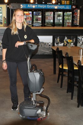 Dames schoonmaak2.JPG